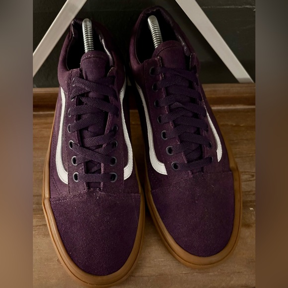Vans Classic Lace Up Purple Suede Skate Shoes - Picture 2 of 6